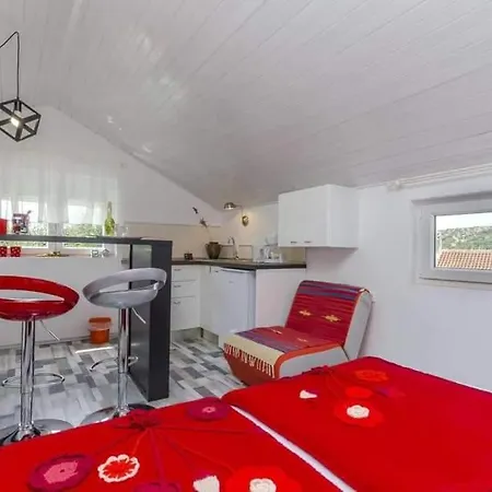 Marin Apartman Rogoznica