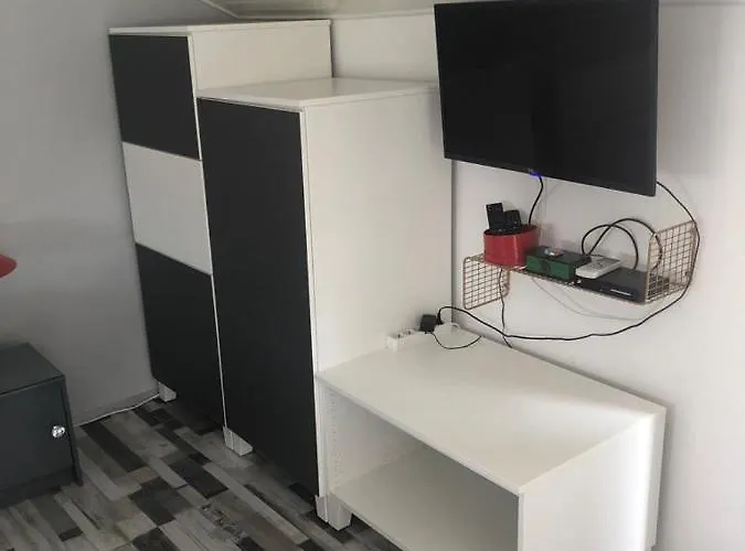 Marin * 로고즈니차